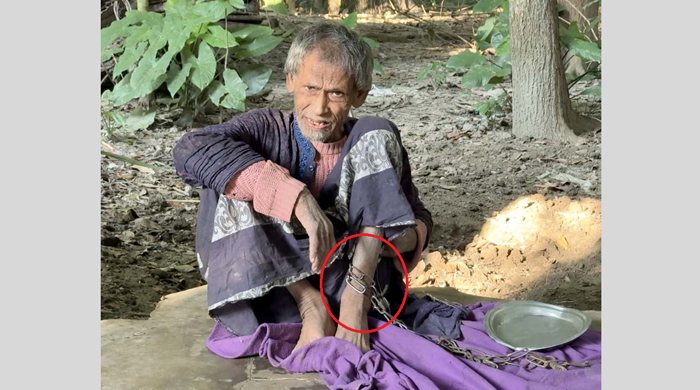 দীর্ঘ ২৮ বছর শিকল বন্দী পুলিশ সদস্য মোক্তার!